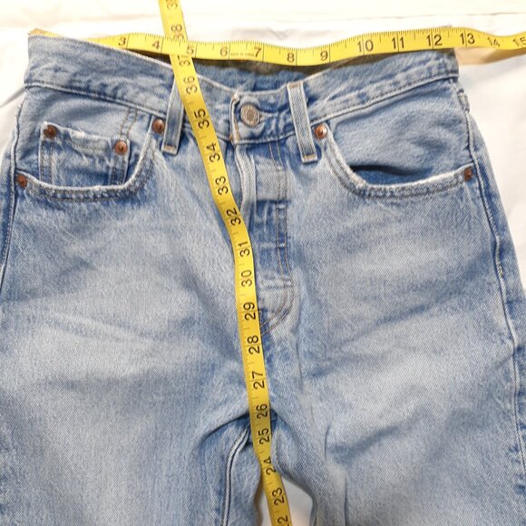 Levis 501 Straight Leg Button Fly Jeans W25 L30 Light Blue 125010373 - Picture 3 of 14
